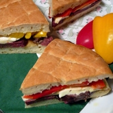 Italský sendvič se soleným hovězím